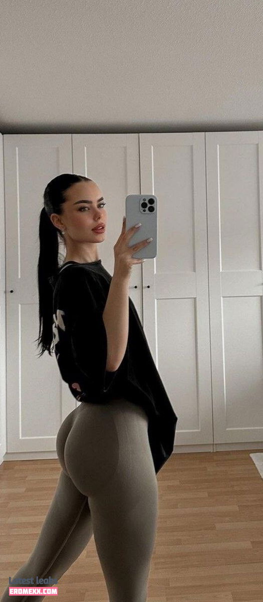 Latest Leaks Wer kennt sie Nude #6 - Fapello