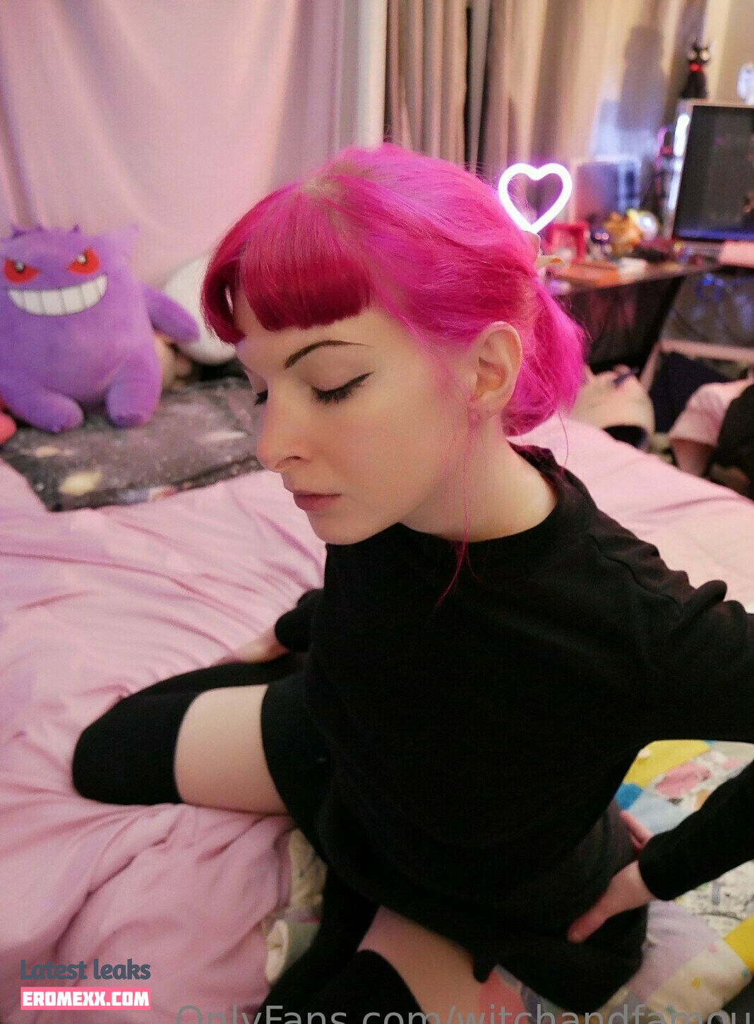 Latest Leaks witchandfamous Nude #10 - Fapello
