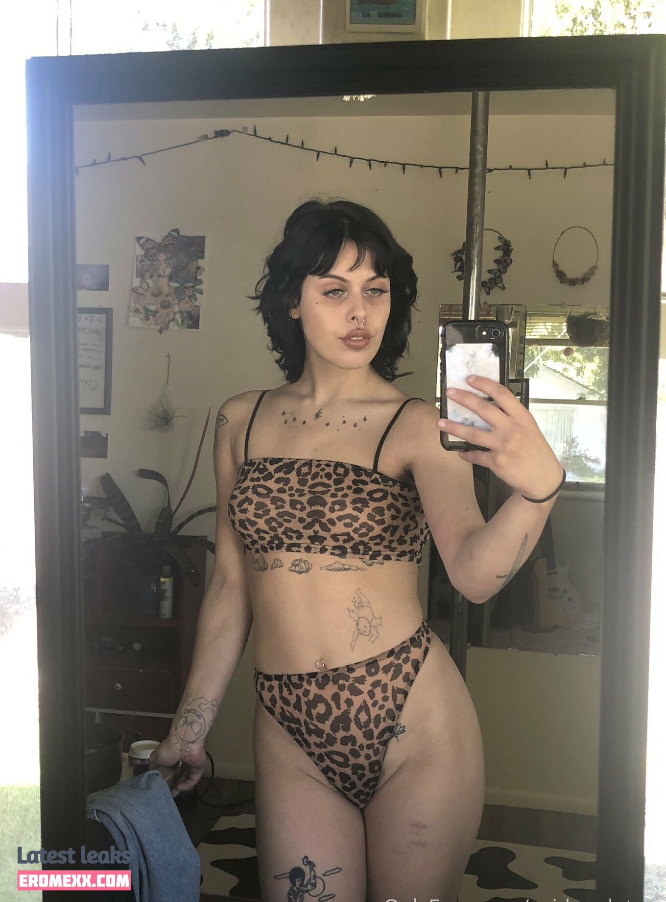 Latest Leaks wormsinmyclownsuit Nude #2 - Fapello