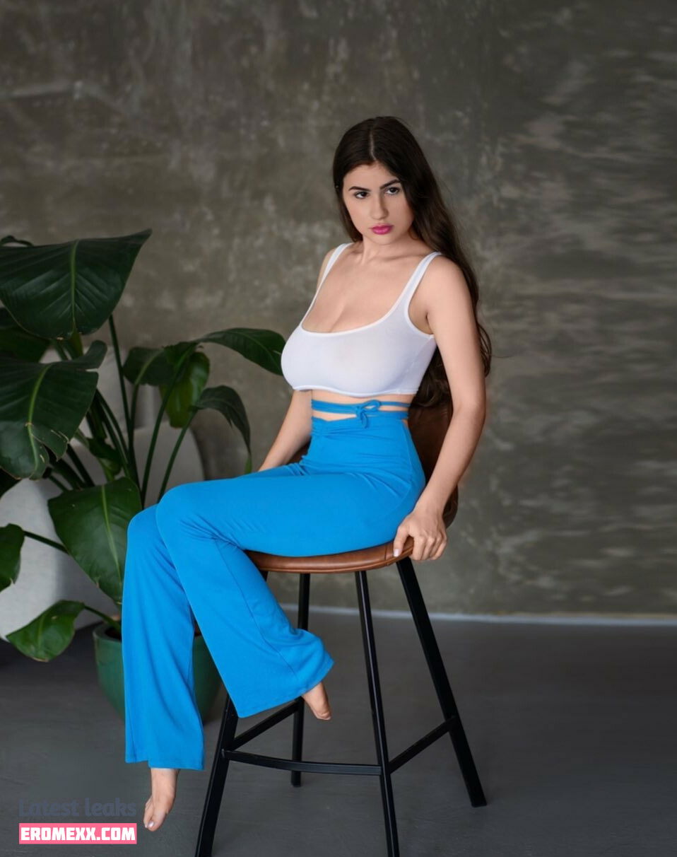 Latest Leaks Xlovr Nude #17 - Fapello