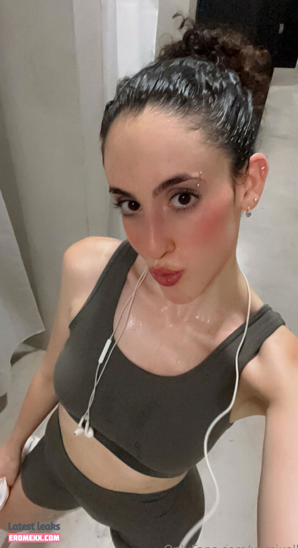 Latest Leaks xomixelle Nude #3 - Fapello