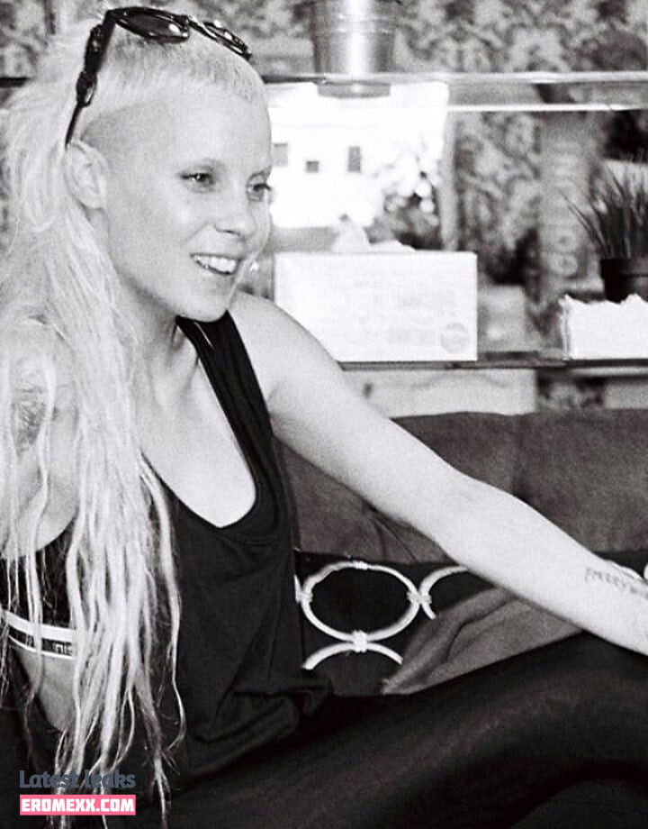 Latest Leaks Yolandi Visser Nude #55 - Fapello