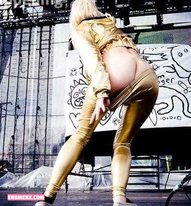 Latest Leaks Yolandi Visser Nude #68 - Fapello