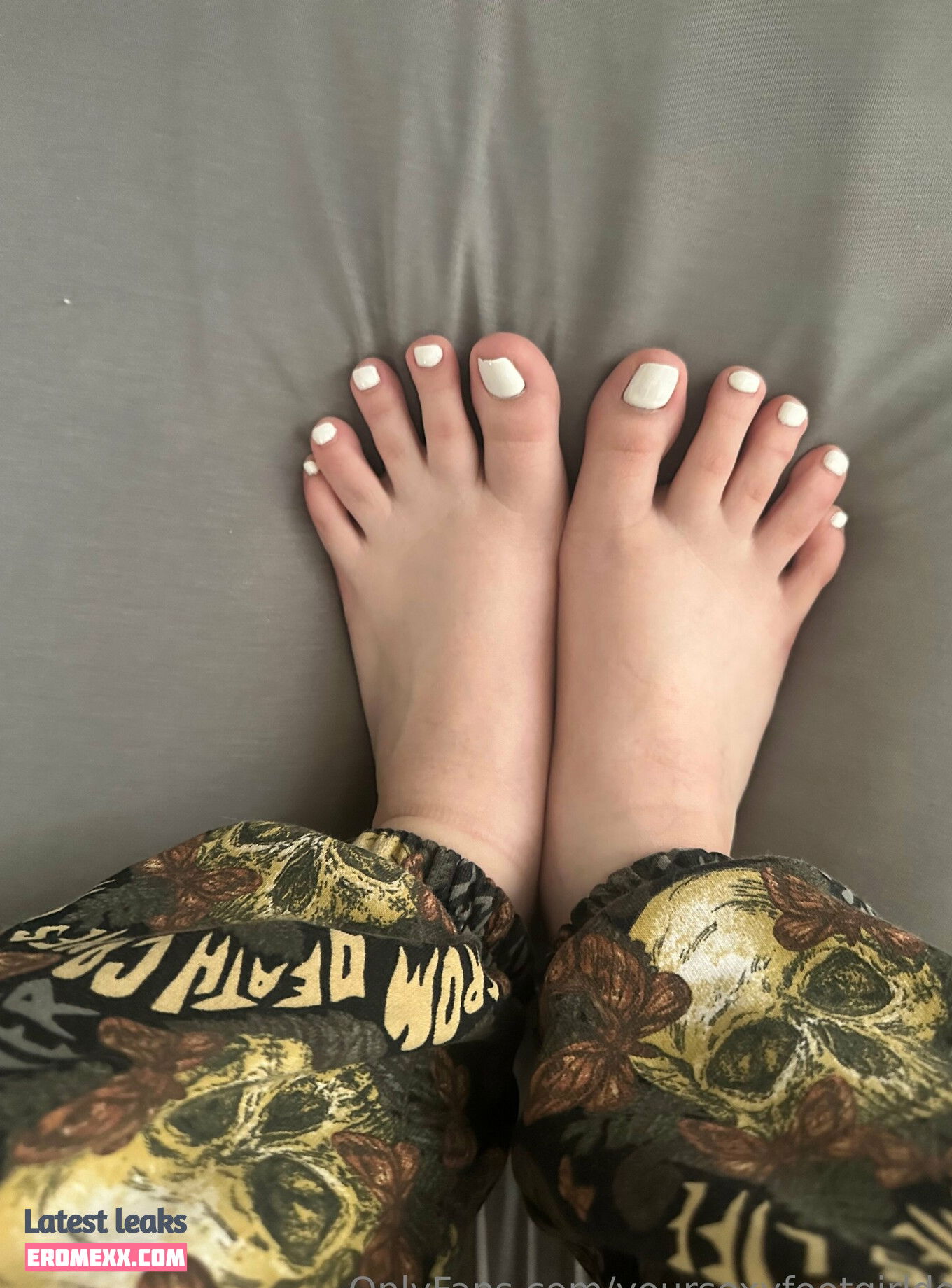 Latest Leaks yoursexyfootgirldes Nude #1 - Fapello