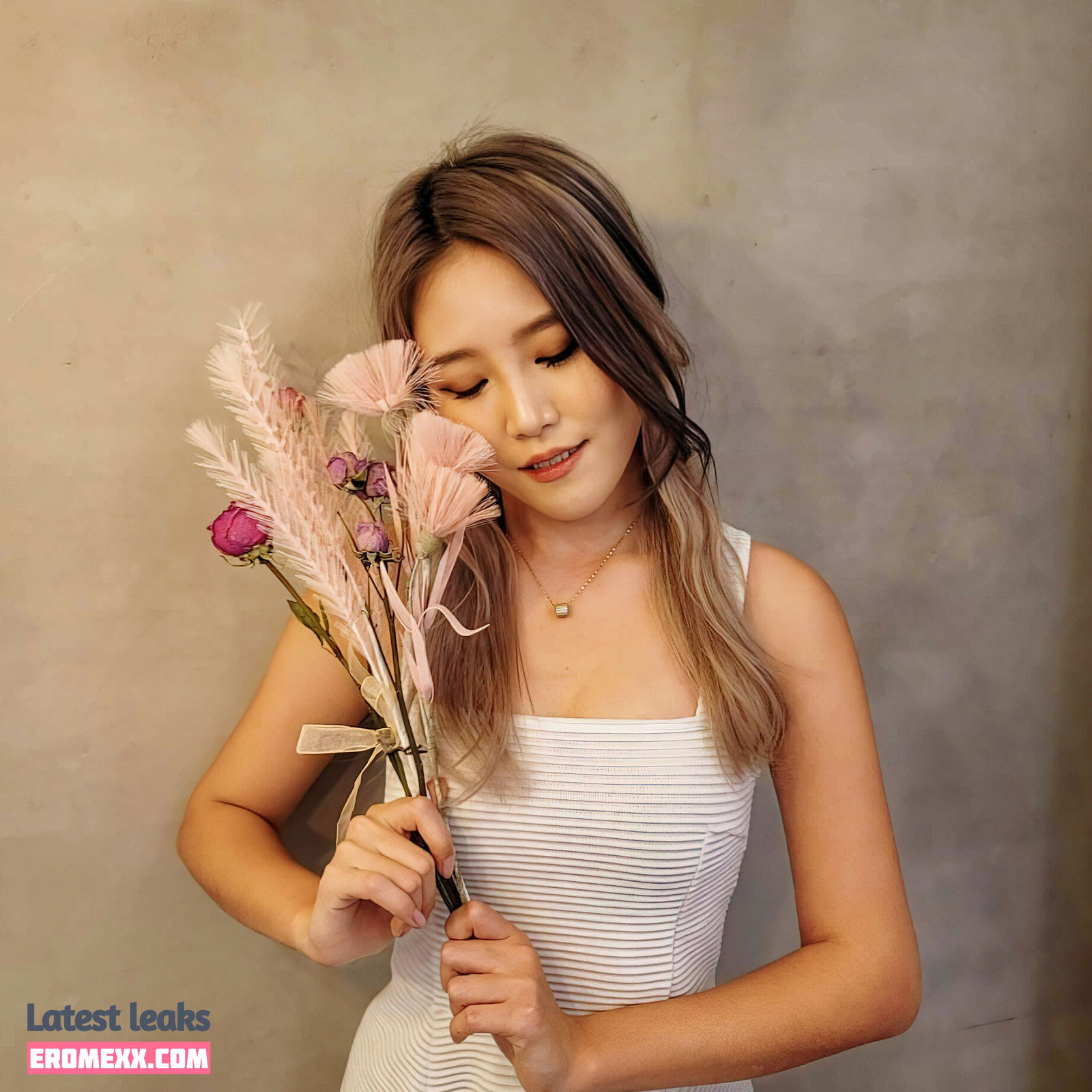 Latest Leaks Yuggie_TV Nude #104 - Fapello