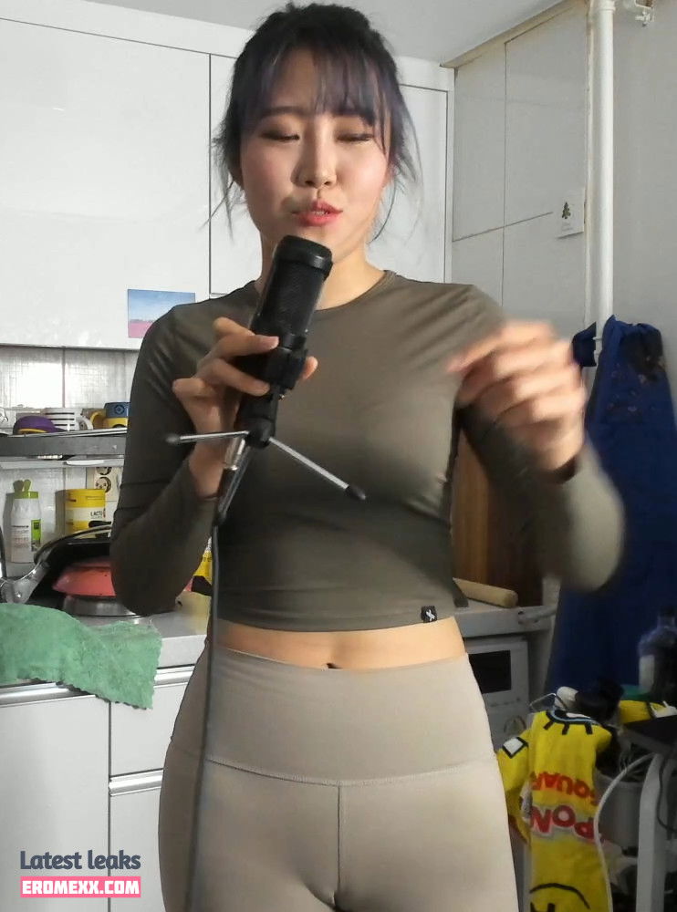 Latest Leaks Yuggie_TV Nude #33 - Fapello