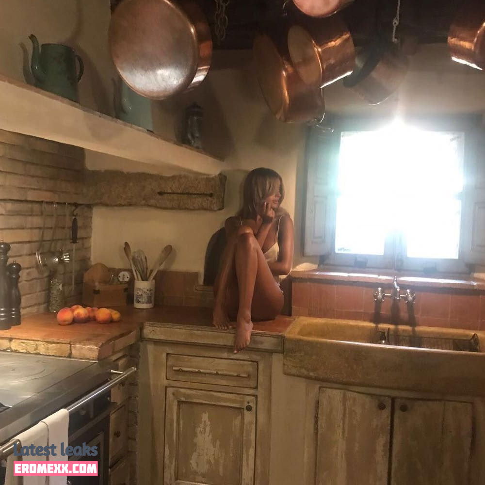 Latest Leaks Zahia Dehar Nude #48 - Fapello