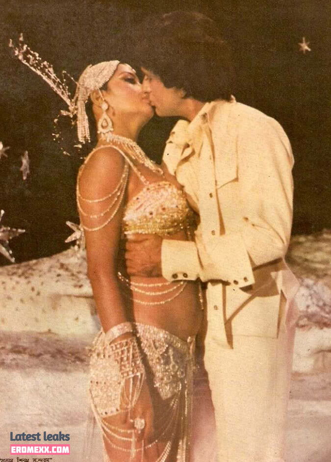 Latest Leaks Zeenat Aman Nude #9 - Fapello