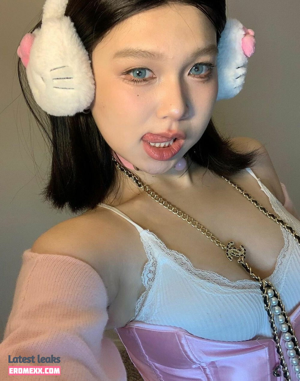 Latest Leaks zhang_xinmu Nude #23 - Fapello