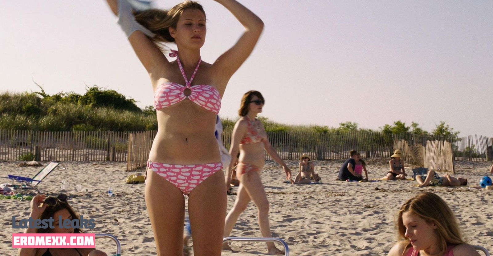 Latest Leaks Zoe Levin Nude #6 - Fapello