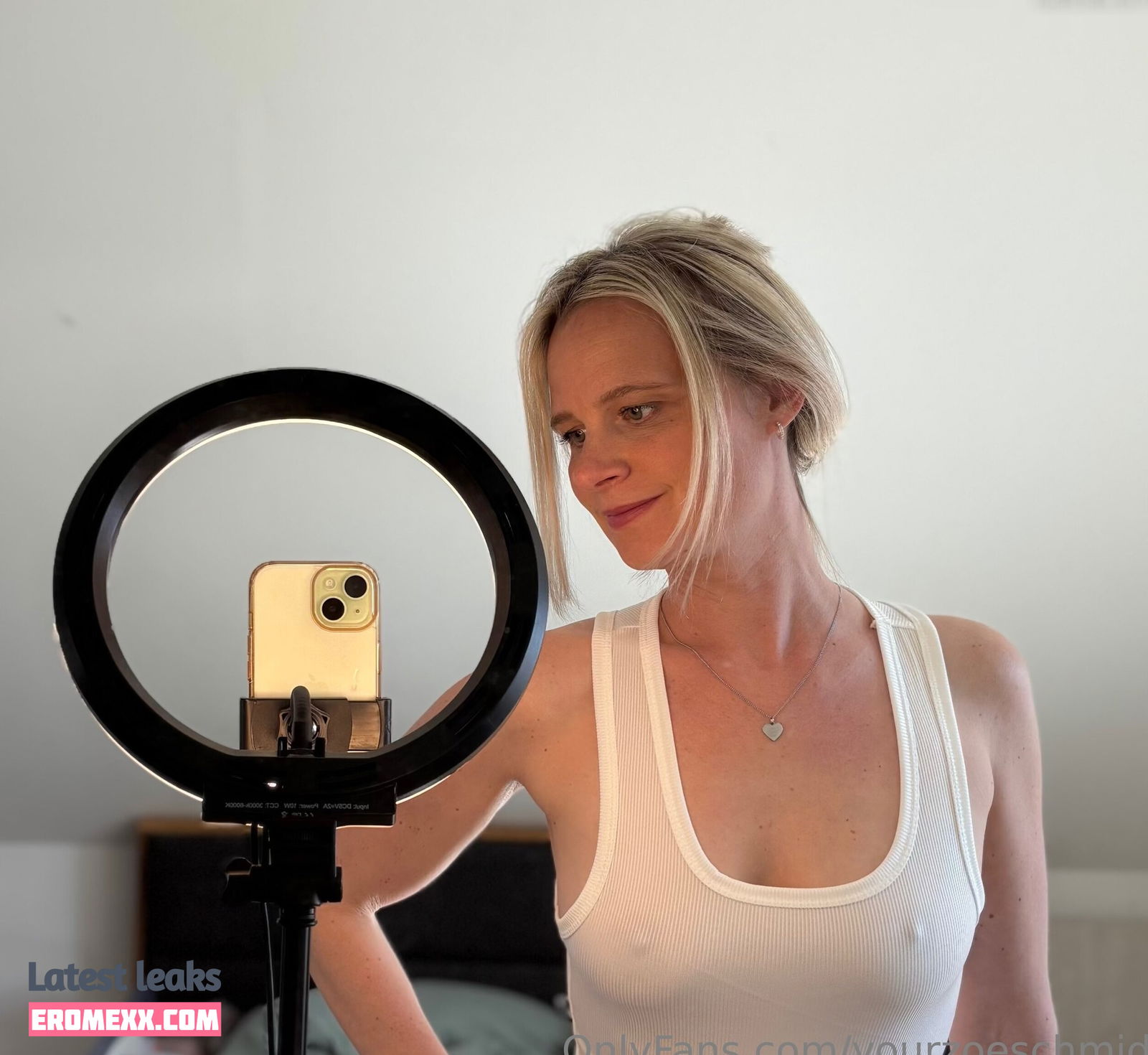 Latest Leaks Zoe Schmidt Nude #10 - Fapello