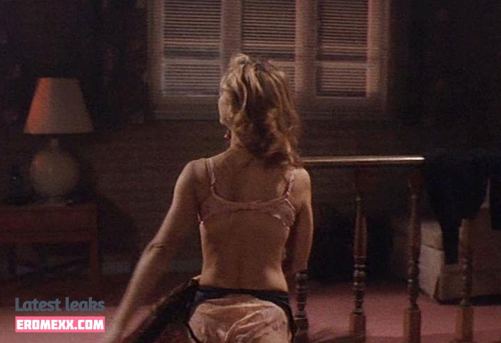 Latest Leaks Zoe Trilling Nude #1 - Fapello