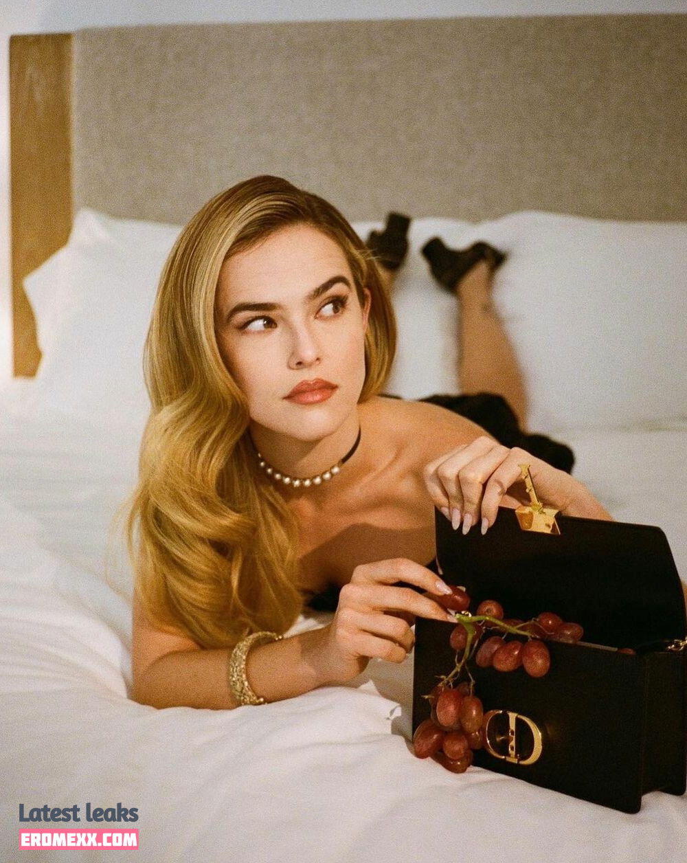 Latest Leaks Zoey Deutch Nude #298 - Fapello