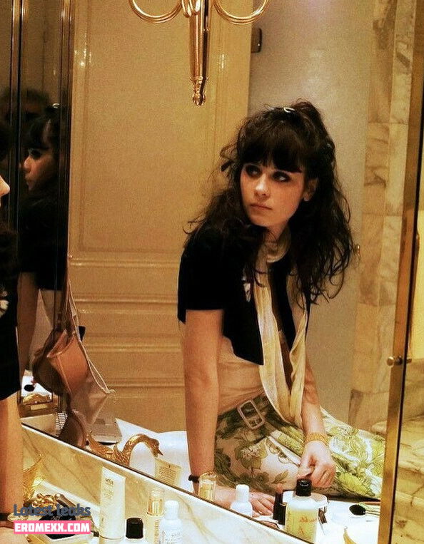 Latest Leaks Zooey Deschanel Nude #156 - Fapello